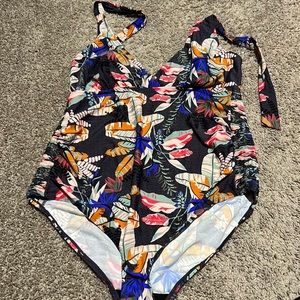 Motherhood bathing suit halter xl